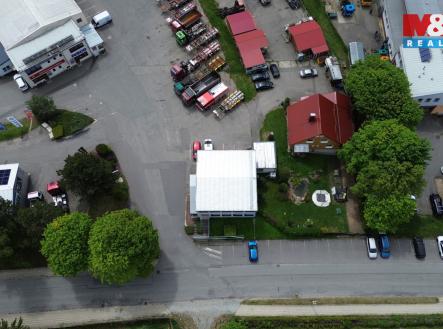 Pronájem obchodní prostory, 336 m²