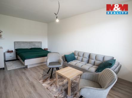 Pronájem bytu, 1+1, 44 m²
