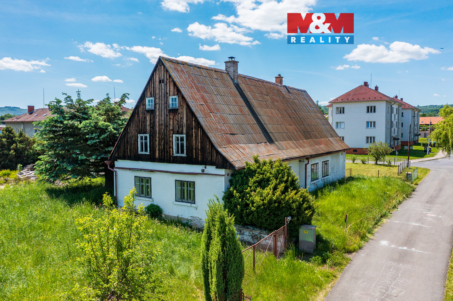 Dům