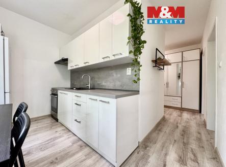 Pronájem bytu, 2+1, 51 m²