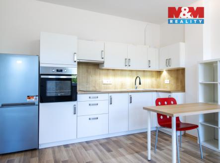 Pronájem bytu, 1+kk, 42 m²
