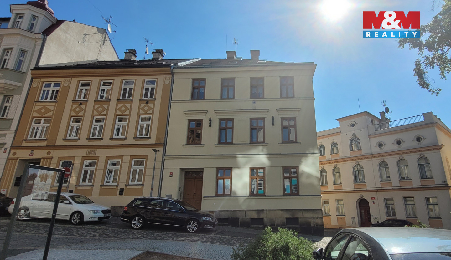 Dům