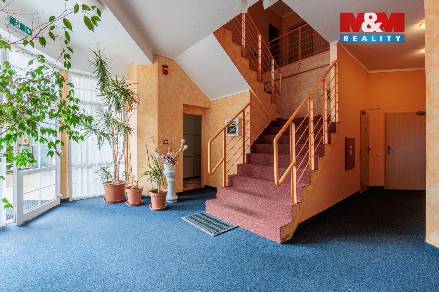 044A1657-HDR.jpg