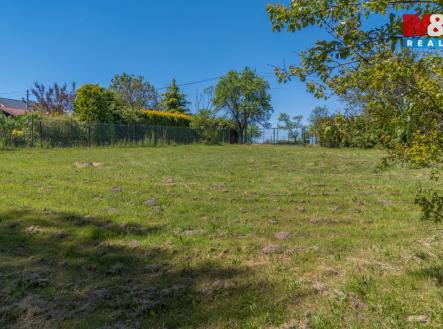 Prodej pozemku pro bydlení, 3 300 m²