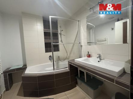 Pronájem bytu, 3+kk, 75 m²