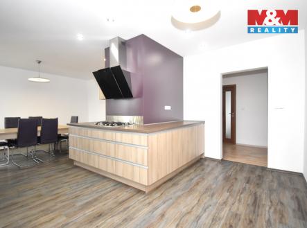 Pronájem bytu, 3+1, 133 m²