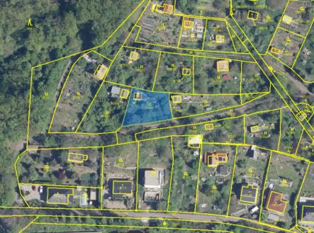 Pronájem pozemku, zahrada, 700 m²