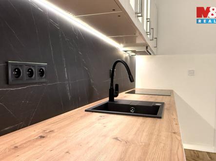 Pronájem bytu, 2+kk, 45 m²