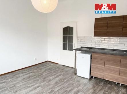 Pronájem bytu, 1+kk, 22 m²