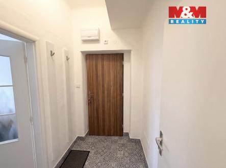 Pronájem bytu, 1+kk, 22 m²