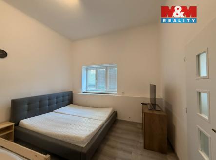 Pronájem bytu, 2+1, 48 m²