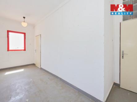 Pronájem obchodní prostory, 111 m²
