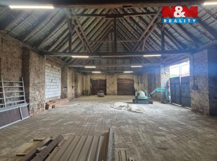 Pronájem skladu, 350 m²