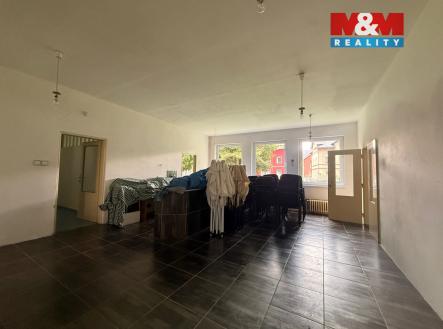 Pronájem obchodní prostory, 150 m²