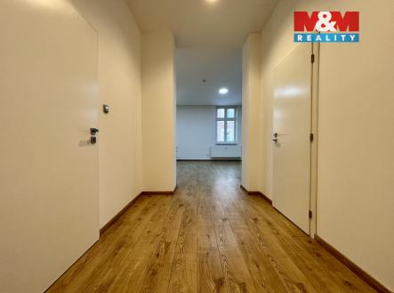 Pronájem bytu, 1+1, 64 m²