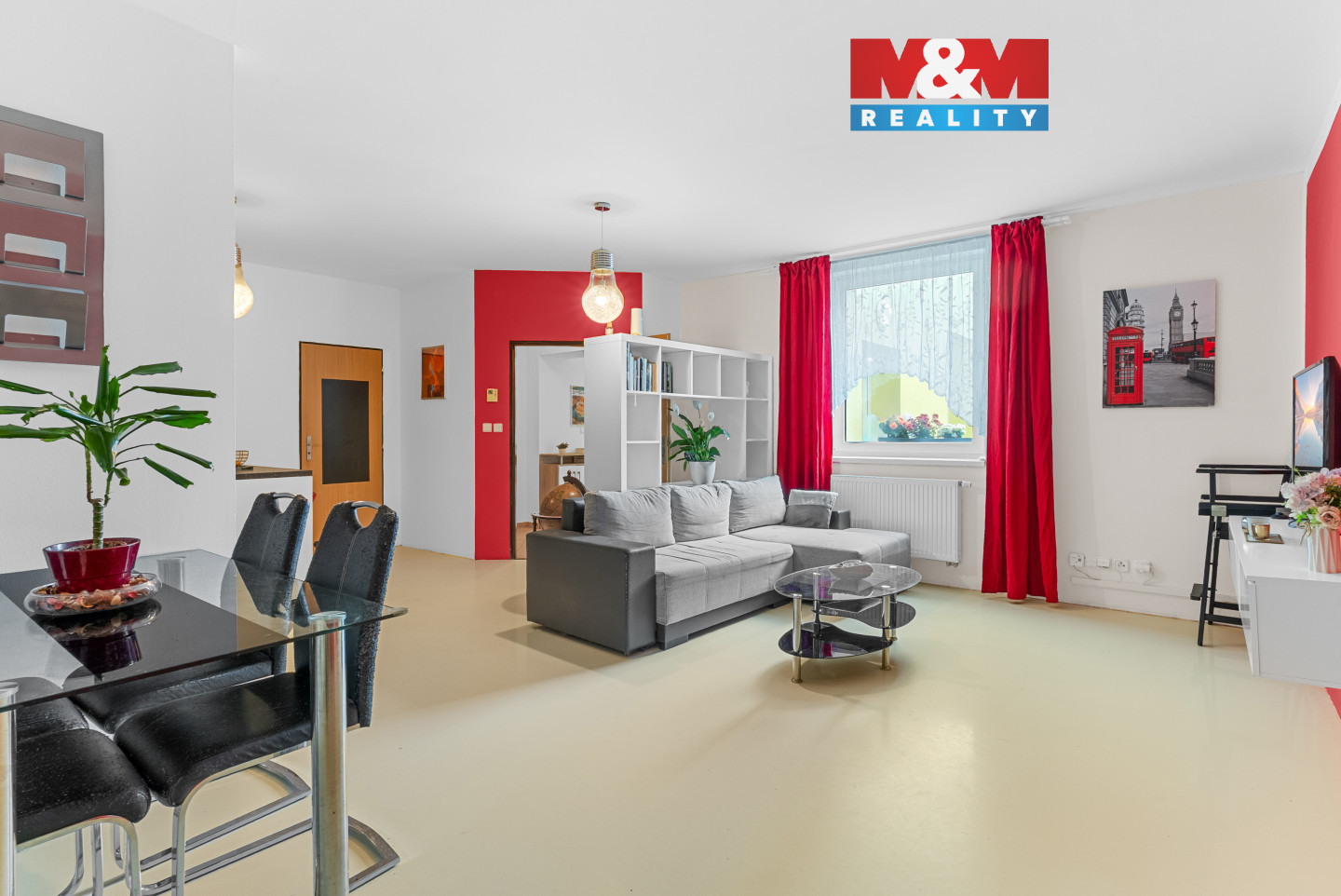 Obývací pokoj + kk
