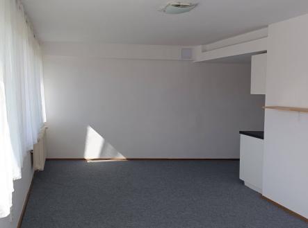 Pronájem bytu, 1+kk, 30 m²