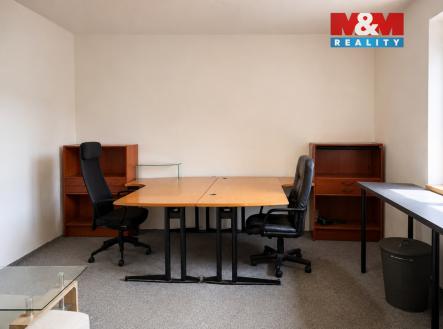 Pronájem pozemku pro komerční výstavbu, 673 m²