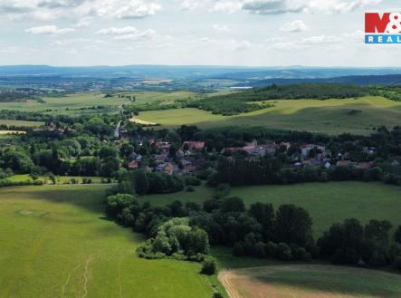 Prodej pozemku pro komerční výstavbu, 65 330 m²