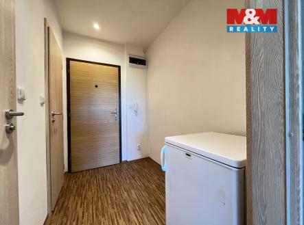 Pronájem bytu, 1+kk, 30 m²