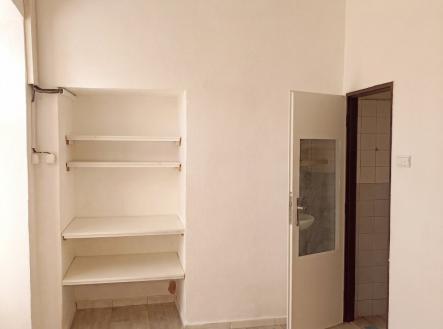 Pronájem skladu, 113 m²