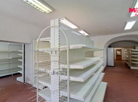 Pronájem obchodní prostory, 170 m²