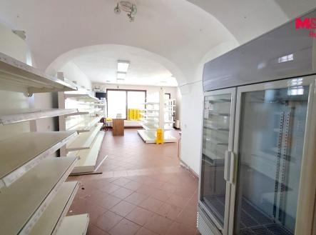 Pronájem obchodní prostory, 170 m²
