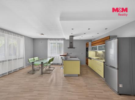 Prodej bytu, 2+kk, 64 m²