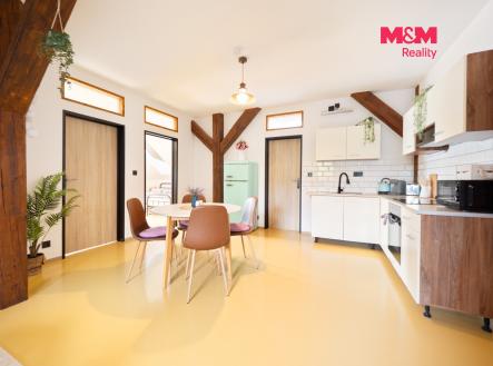 Pronájem bytu, 3+kk, 72 m²