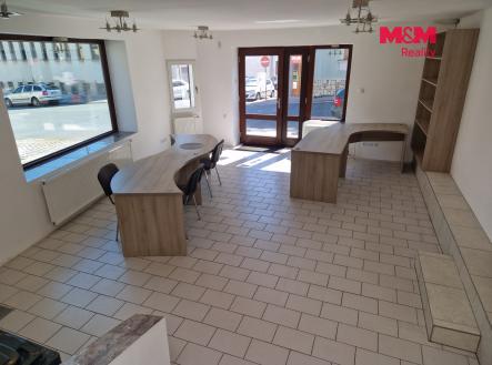 Pronájem obchodní prostory, 124 m²
