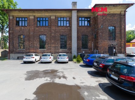 Pronájem výrobního objektu, 1500 m², Karviná, ul. Palackého