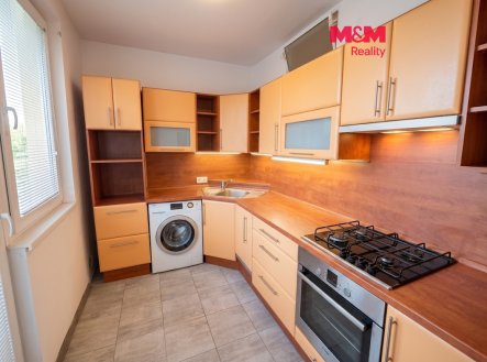 Prodej bytu 3+1, 73 m², Hodonín, ul. Očovská