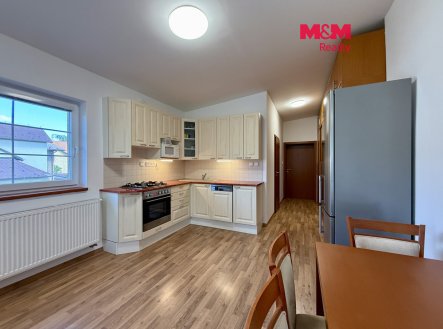 Pronájem bytu 1+kk, 42 m², Kladno, ul. Rooseveltova