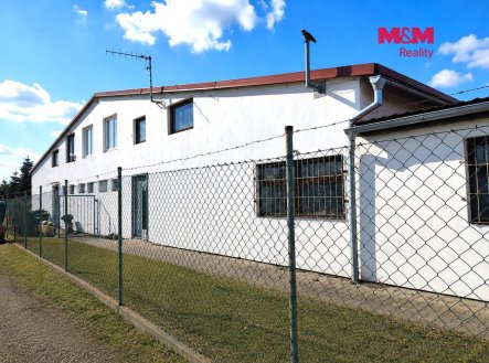 Prodej obchodní prostory, 972 m²