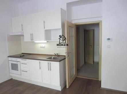 Pronájem bytu, 1+kk, 34 m²