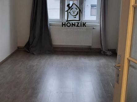 Pronájem bytu, 3+kk, 78 m²