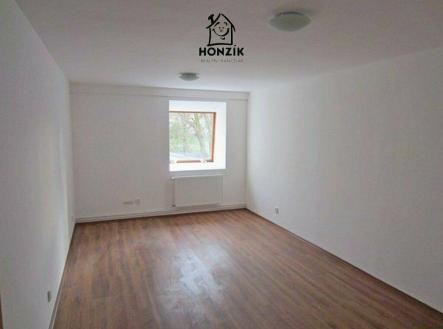 Pronájem bytu, 2+1, 60 m²