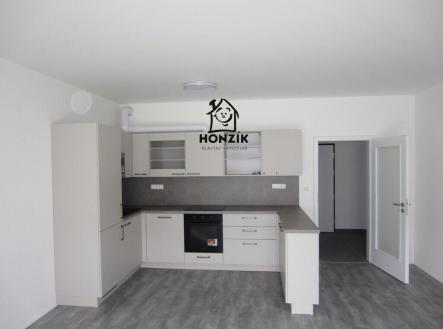 Pronájem bytu, 2+kk, 68 m²