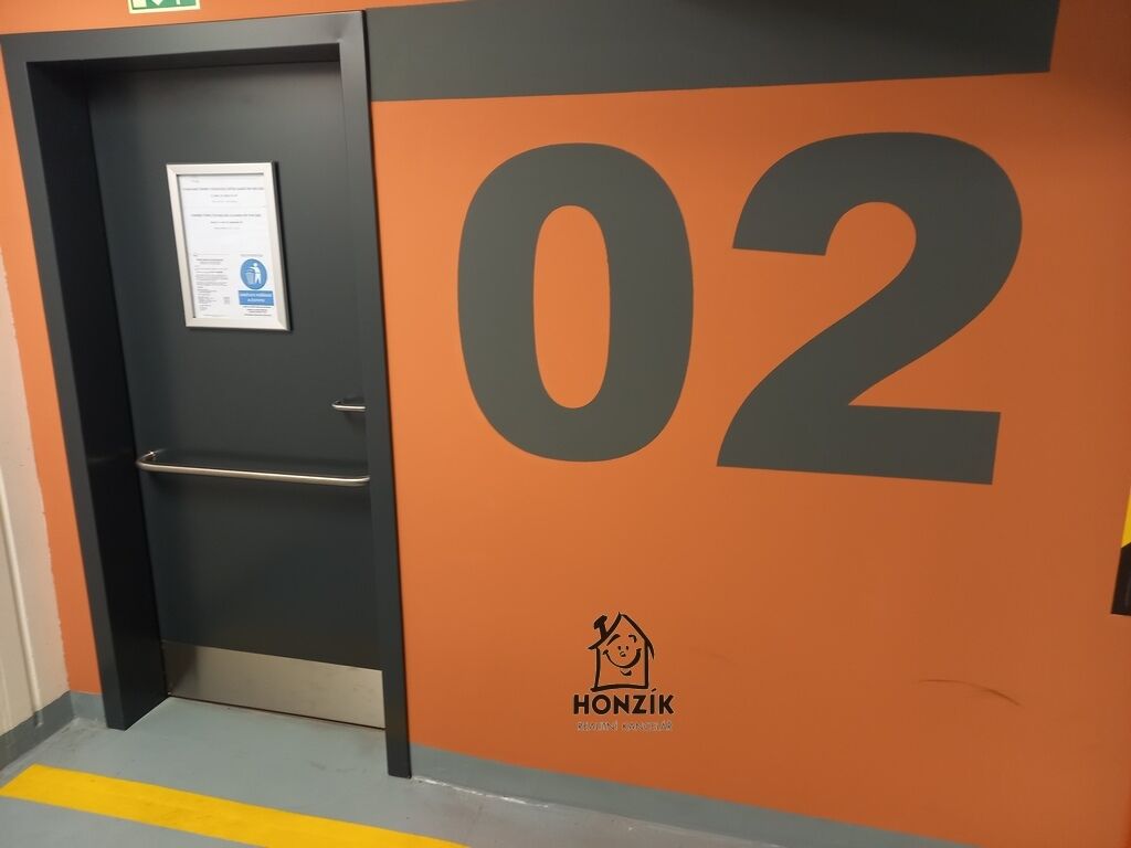 Garážové stání, Praha 5 Stodůlky, ul. Holýšovská