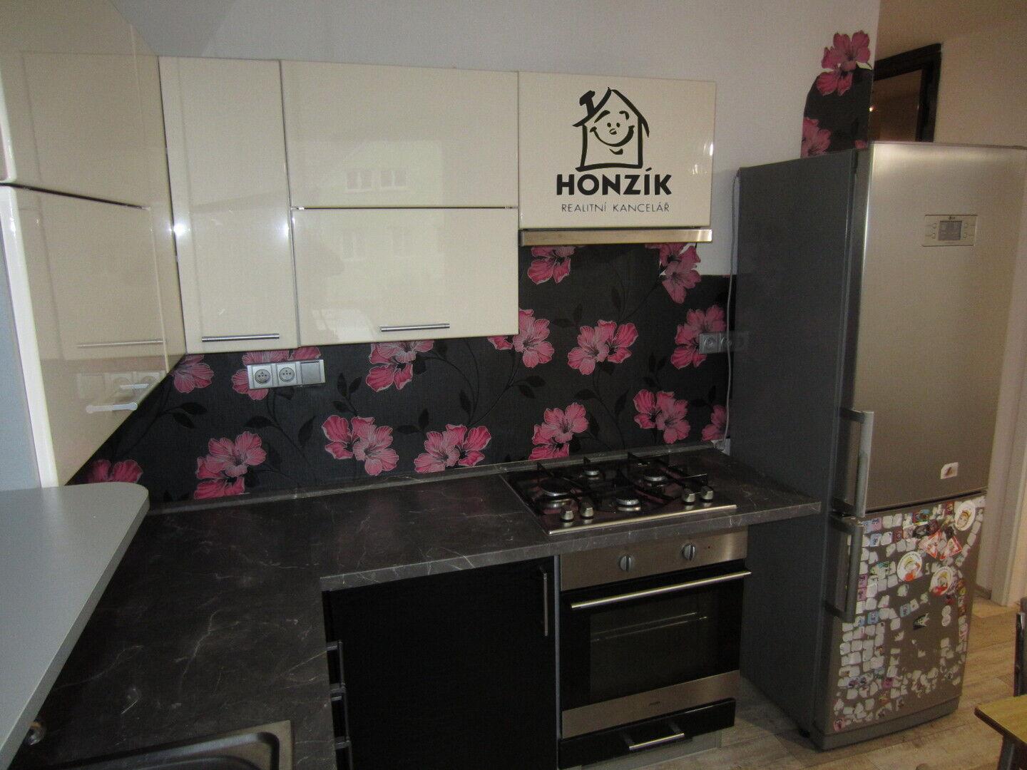 Byt 2+1/L, 54 m2 + 7 m2, Praha 10 Záběhlice, ul. Na Vinobraní