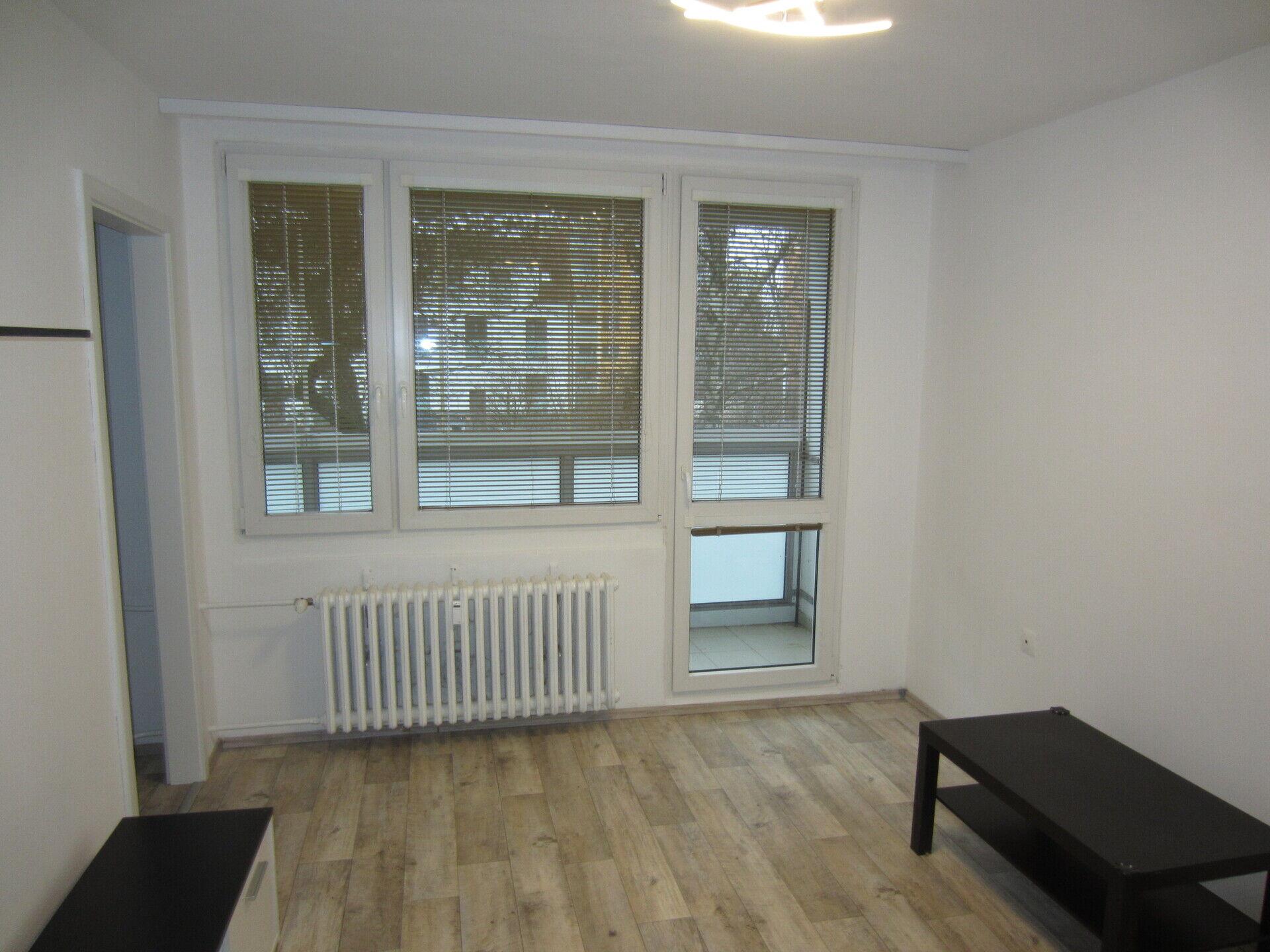 Byt 2+1/L, 54 m2 + 7 m2, Praha 10 Záběhlice, ul. Na Vinobraní