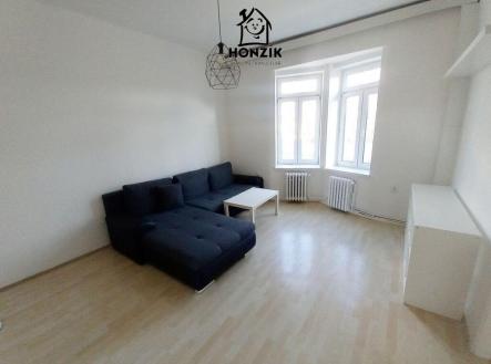 Pronájem bytu, 2+1, 60 m²