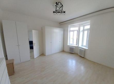 Pronájem bytu, 2+1, 60 m²