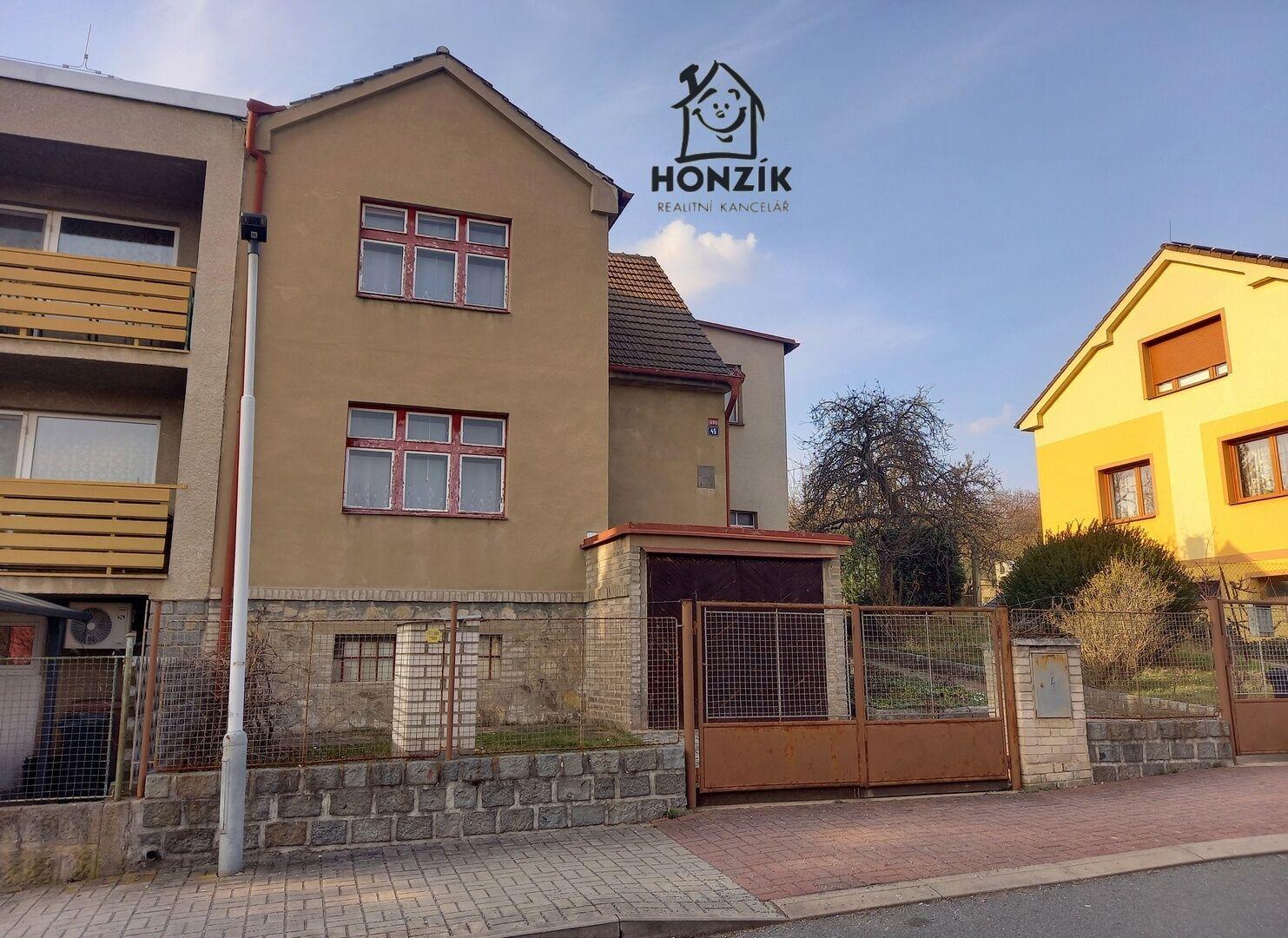 Rodinný dům 5+1, pozemek 896 m2, P9 Kyje ul. Vodňanská