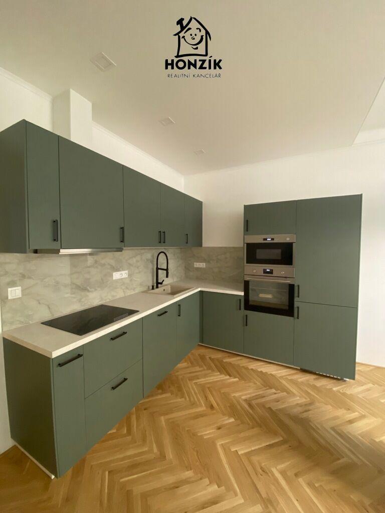 Byt 3+kk/B, 78 m2 + 2 m2, Praha 3 Vinohrady, ul. Vinohradská