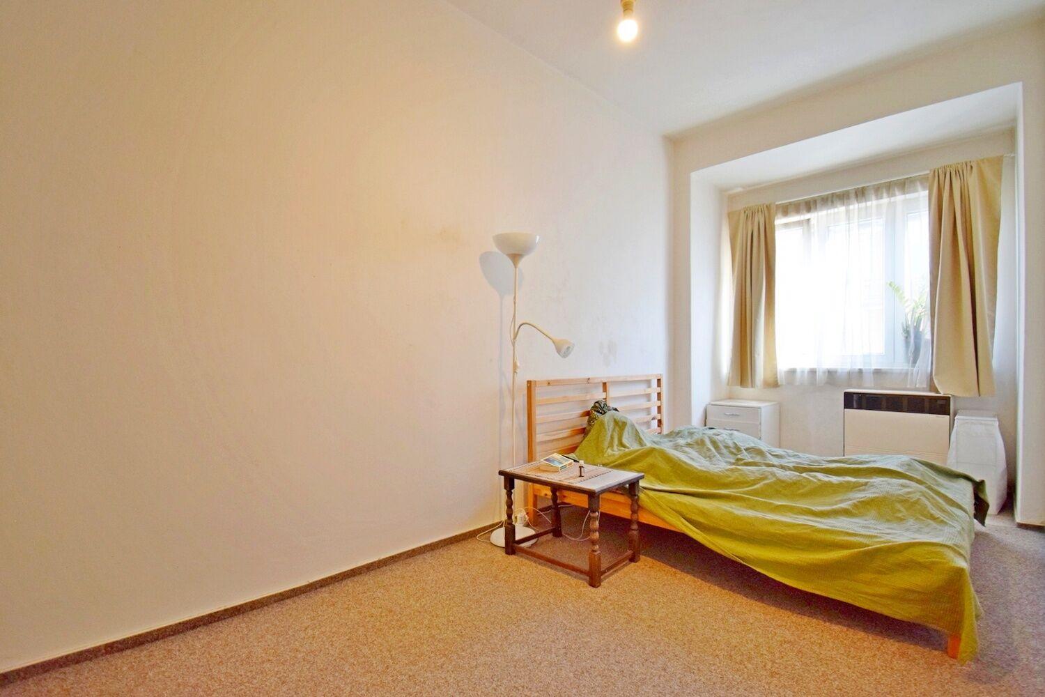 Cihlový 2+kk, 50 m2 u parku Jezerka, Praha 4 – Michle
