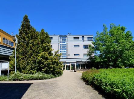 Pronájem kanceláře, 192 m²
