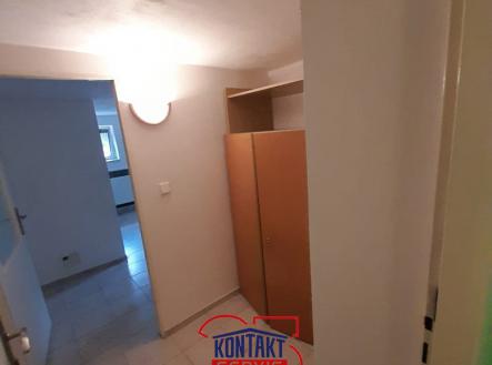 Pronájem bytu, 1+kk, 30 m²