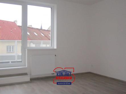 Pronájem bytu, 1+kk, 31 m²