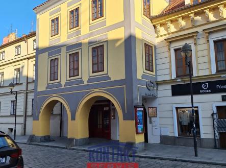 Pronájem obchodní prostor, 177 m²